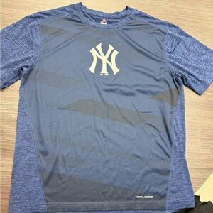 Cool Base Men’s Yankee Shirt